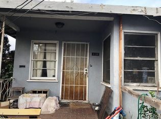 810 W 27th St, San Pedro, CA 90731