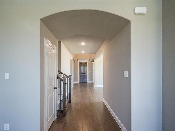 4th image of 11224 Dusty Trail Ct