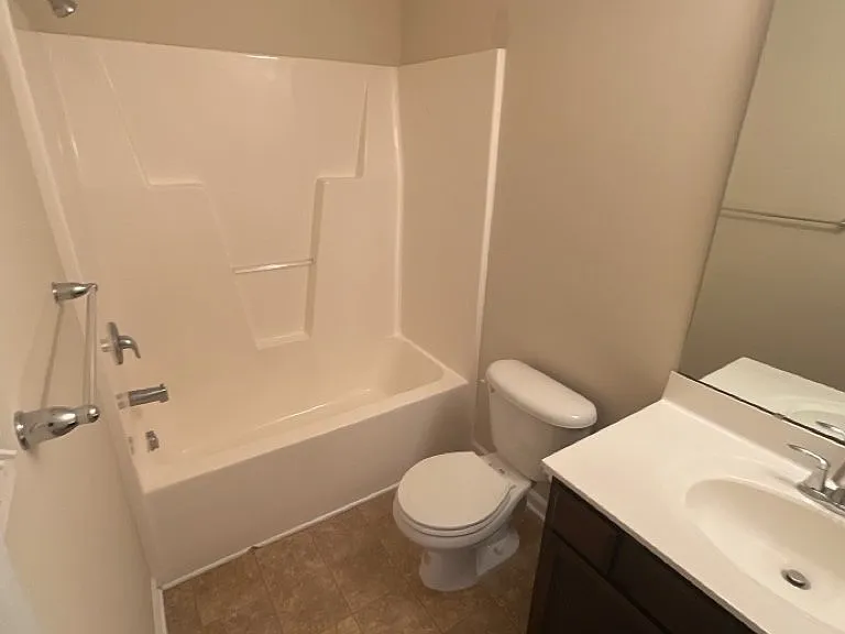111 Glen Cannon Dr — Photo 13