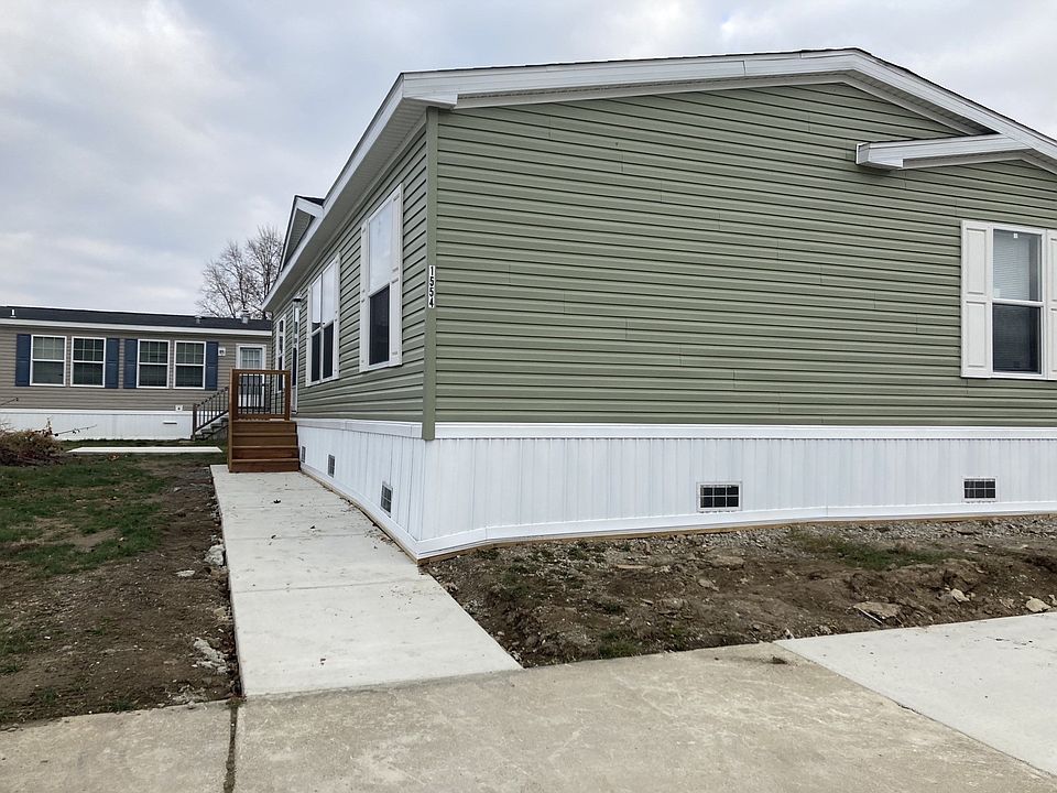 1st image of 1250 Strandwyck Dr #454