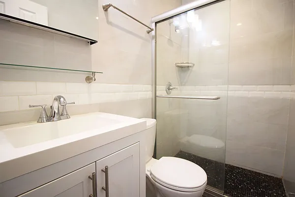 Rented by Bold Marketing | media 39