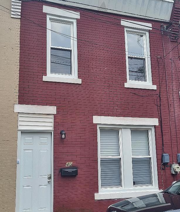 1st image of 40 E Ashmead St