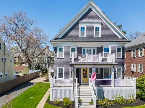 23 Radford Ln Floor 2, Dorchester Center, MA 02124