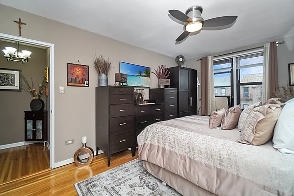 Sold by Douglas Elliman | media 12