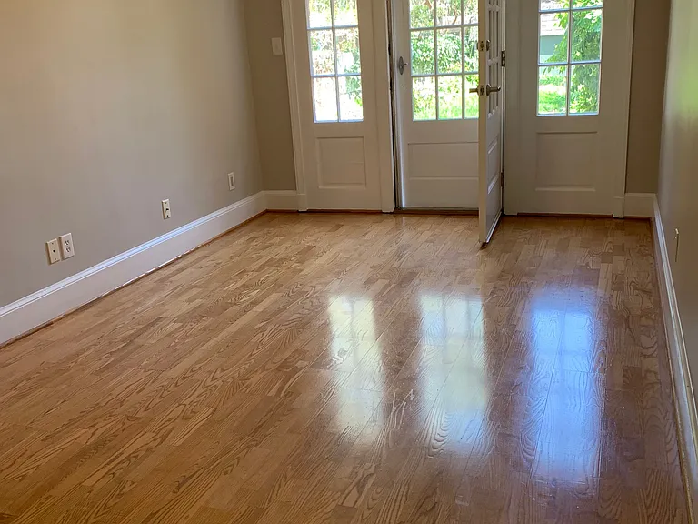 814 S Pitt St — Photo 15