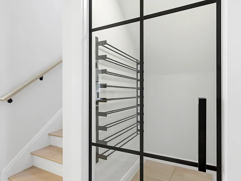 920 W Alfred St — Photo 33