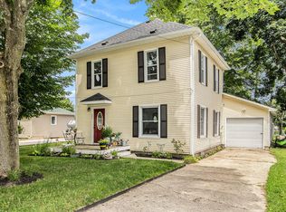 204 W 2nd St, Scottville, MI 49454