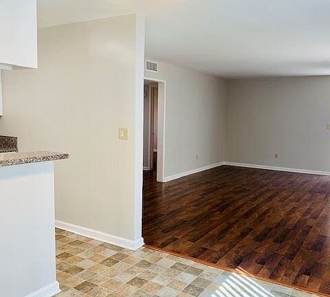 5th image of 11915 Burbank Blvd APT 28