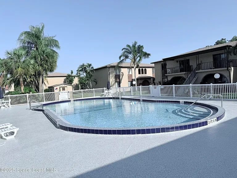 127 San Paulo Cir #1127 — Photo 15