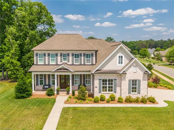 2495 Wellsburg Ct, Clemmons, NC 27012