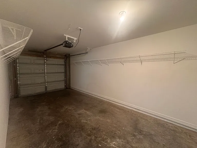 4580 Limerick Dr — Photo 33