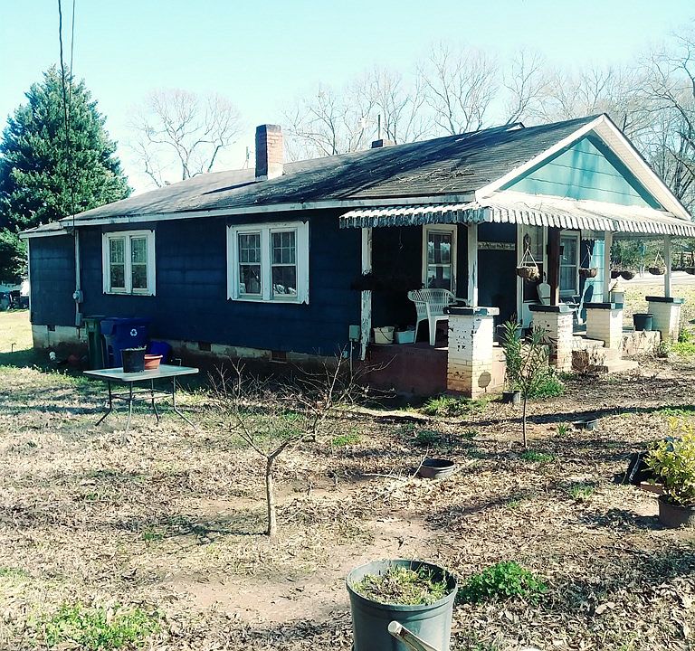 2nd image of 233 Beadle Ave