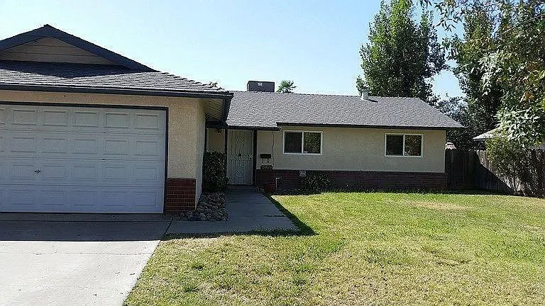 2009 Ellison Dr photo 1