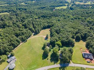 8730 New Cut Rd, Campobello, SC 29322