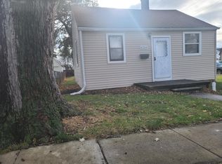 8204 Continental Ave, Warren, MI 48089
