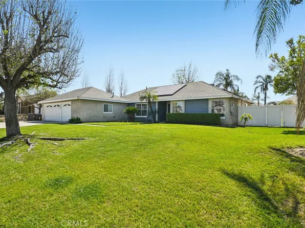 470 Conners Ln, Riverside, CA 92507