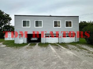 12048 N Fenton Rd APT B, Fenton, MI 48430