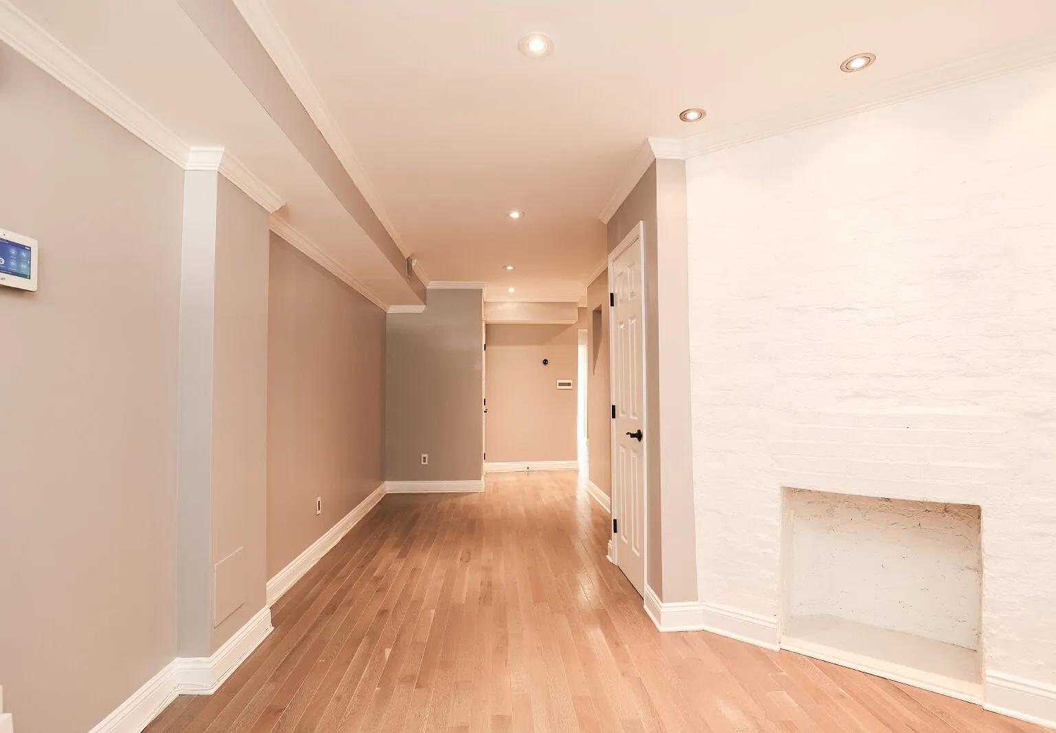 2 bed, 1.5 bath, 768 sqft, $3,100 — Photo 1