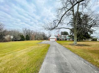 2111 Veale Rd, Wilmington, DE 19810