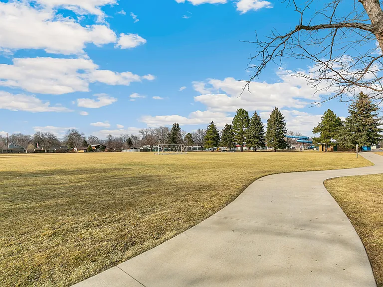 4510 Everett Ct — Photo 20