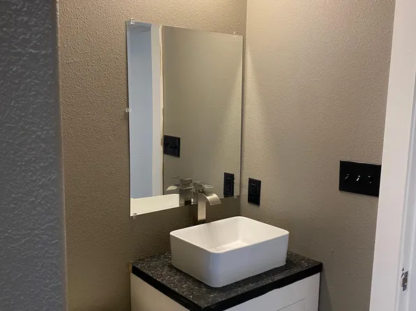 2116 King St #1, Greenville, TX 75401