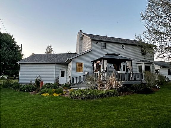 3rd image of 2145 Normandy Dr