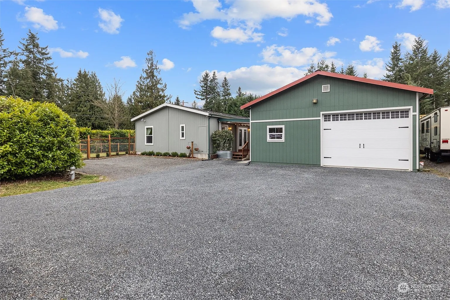 12528 10th Drive SE photo 1