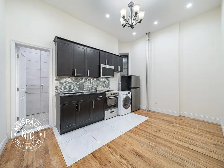 641 Saint Marks Ave #2D — Photo 5