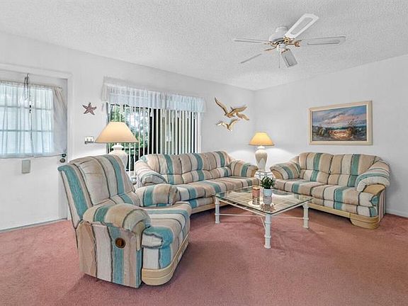 5th image of 401 Pine Glen Ln APT C-2