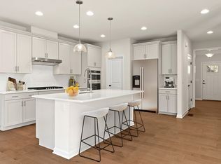 1 Lloyd Cir, Norton, MA 02766