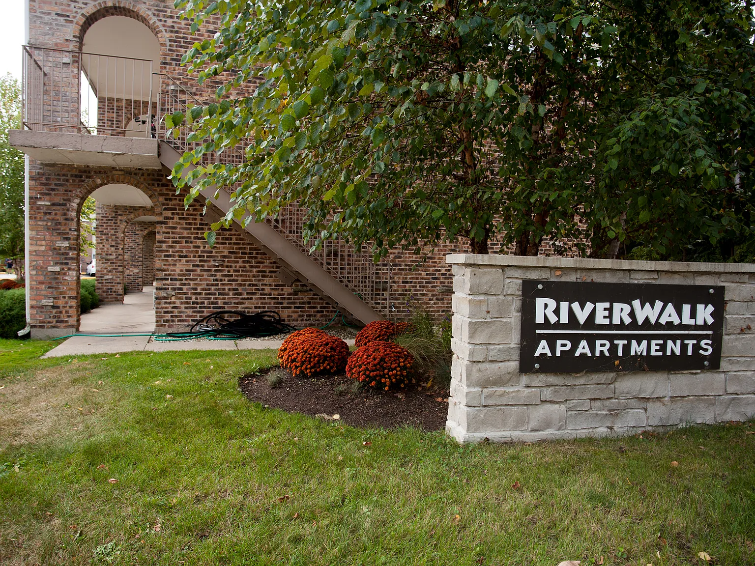RiverWalk Apartments — Photo 3