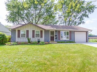 432 Ridge Cir, Streamwood, IL 60107