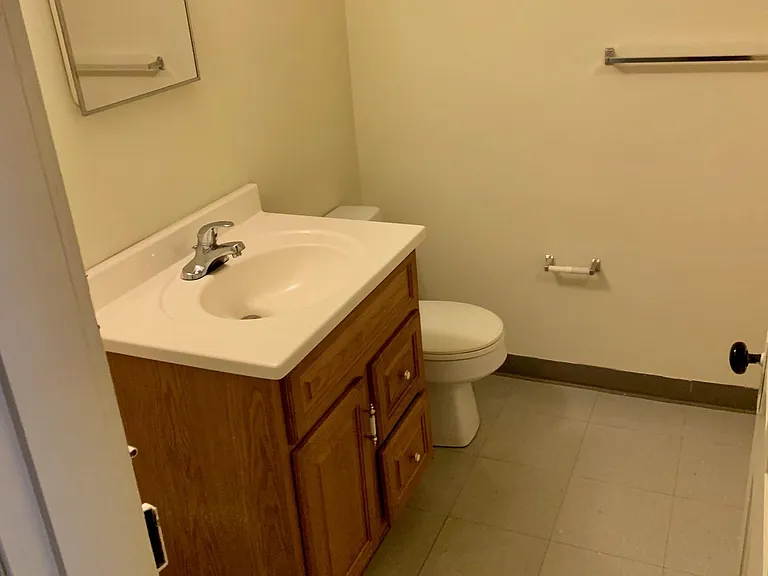 116 Walnut St #3 — Photo 4