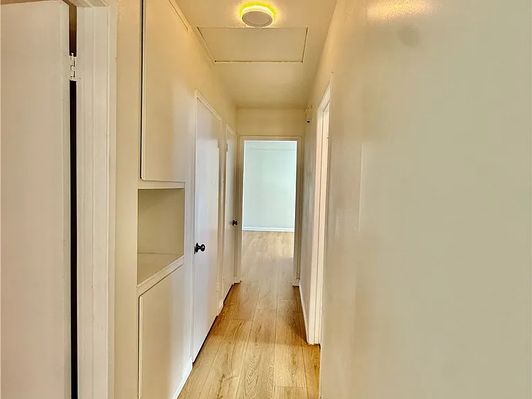 621 N Alhambra Ave — Photo 12