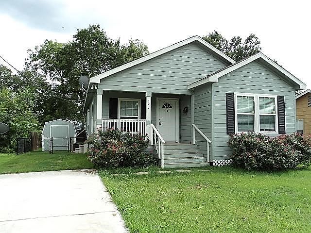 1st image of 409 Avenue F