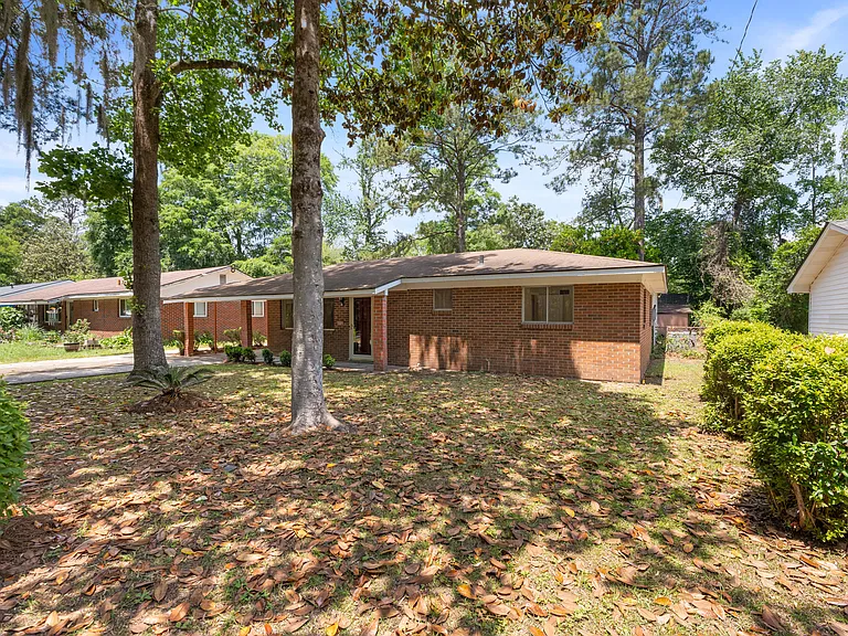 112 Cedar Grove Rd — Photo 3