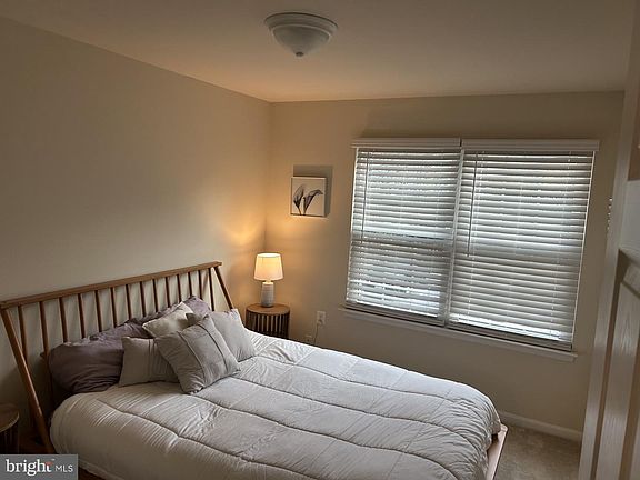 3rd image of 2612 Warren Way #31