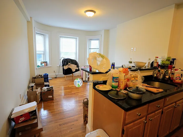 1322 Commonwealth Ave #6 — Photo 5