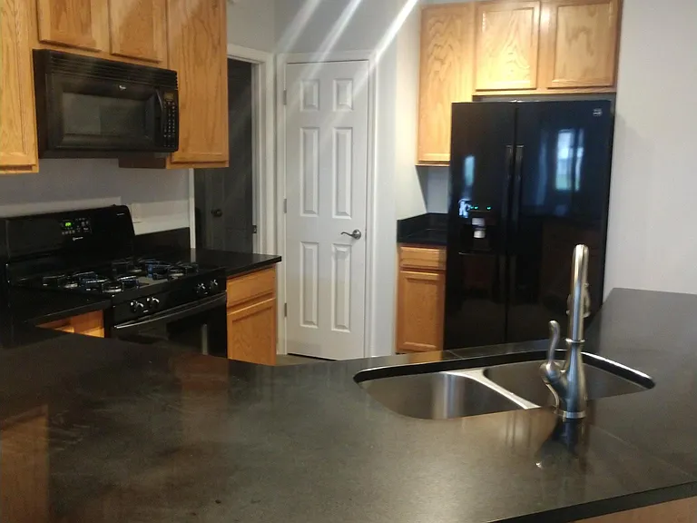 9507 Wedge Way — Photo 8