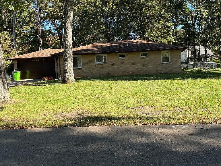 1st image of 68825 6th St