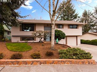 8360 SW Berryhill Ln, Beaverton, OR 97008