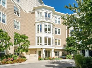2 Saint Paul St APT 308, Brookline, MA 02446