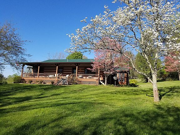 2nd image of 1236 Mullins Ln