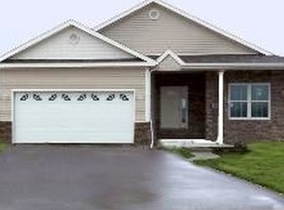 9923 Julianna Ln, Whitehouse, OH 43571
