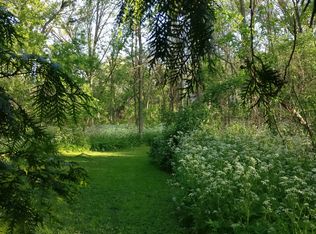 42W201 Empire Rd, Saint Charles, IL 60175