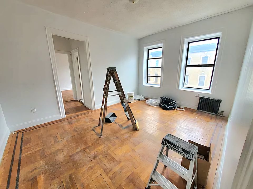 1st image of 2016 Regent Pl APT 3C