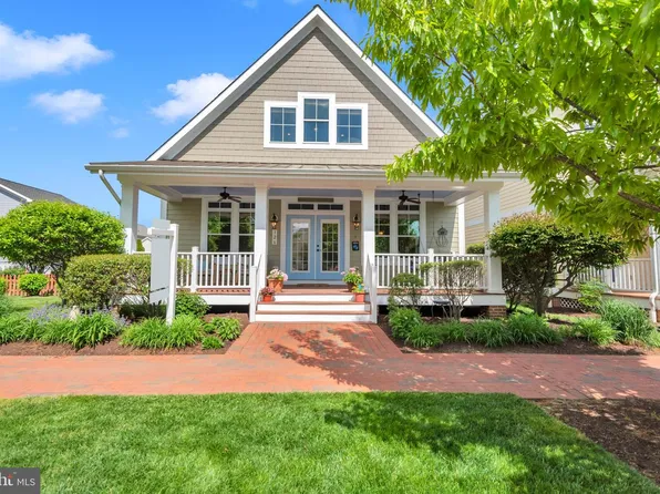 126 Claiborne St, Chester, MD 21619