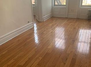 2432 43rd St APT 5, Astoria, NY 11103