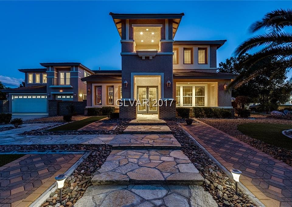 1st image of 223 Great Gable Dr