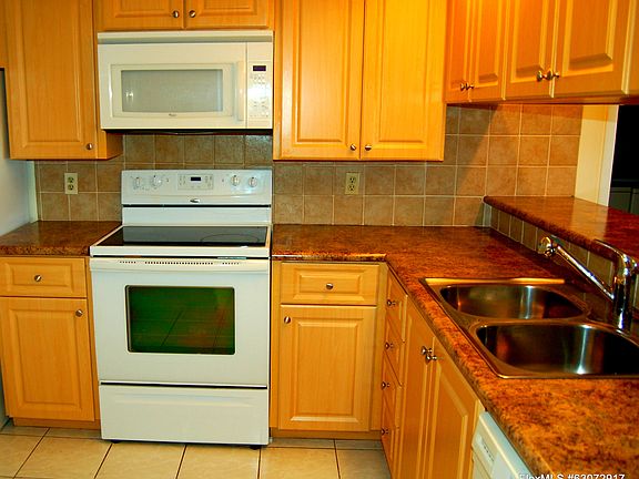 4th image of 3520 Whitehall Drive #11-104